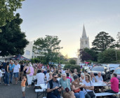 Marché nocturne avec soirée festive et cinéma plein air
