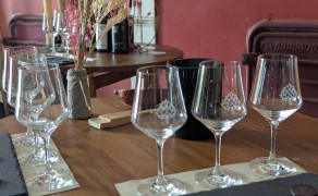 Dégustation Vins et Chocolats et visite immersive dans un domaine des Crus du Nord Beaujolais