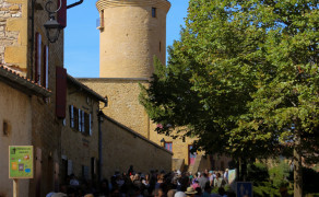 Oingt, immersion au coeur du Festival des Orgues de Barbarie