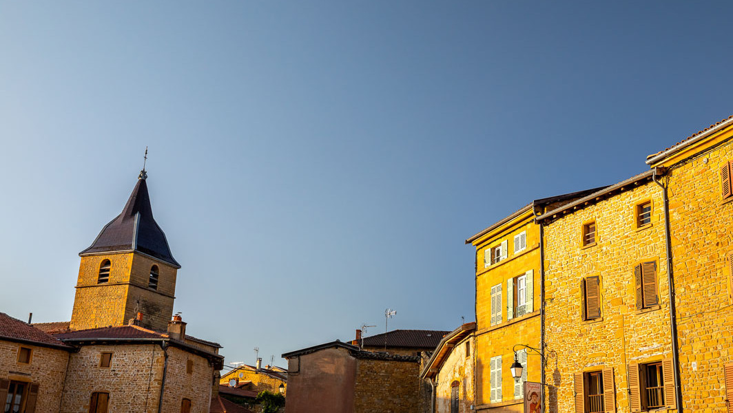 Bagnols - Typical Village in Pierres Dorées