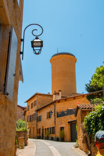 B. gabilly beaujolais tourisme