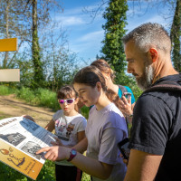 Cet été, partez à la chasse aux Gnolus ! 

Choisissez l'un des 15 parcours en Beaujolais sur l'application Les Gnolus et lancez-vous dans une aventure trépidante ! 
Les énigmes vous feront découvrir le patrimoine et les espaces naturels tout en vous amusant. Une fois toutes les bonnes réponses en main, il faudra trouver la cache des Gnolus avec sa surprise à l'intérieur 

Qui est adepte de l'application ? partagez-nous vos meilleures expériences en commentaires ?

Application 100% gratuite Les Gnolus disponible sur Play Store et App Store 
Parcours disponibles dans tout le département du Rhône. 

 CD 69 Julien Bourreau 

#gnolus #geocaching #enfamille #autourdelyon #ete